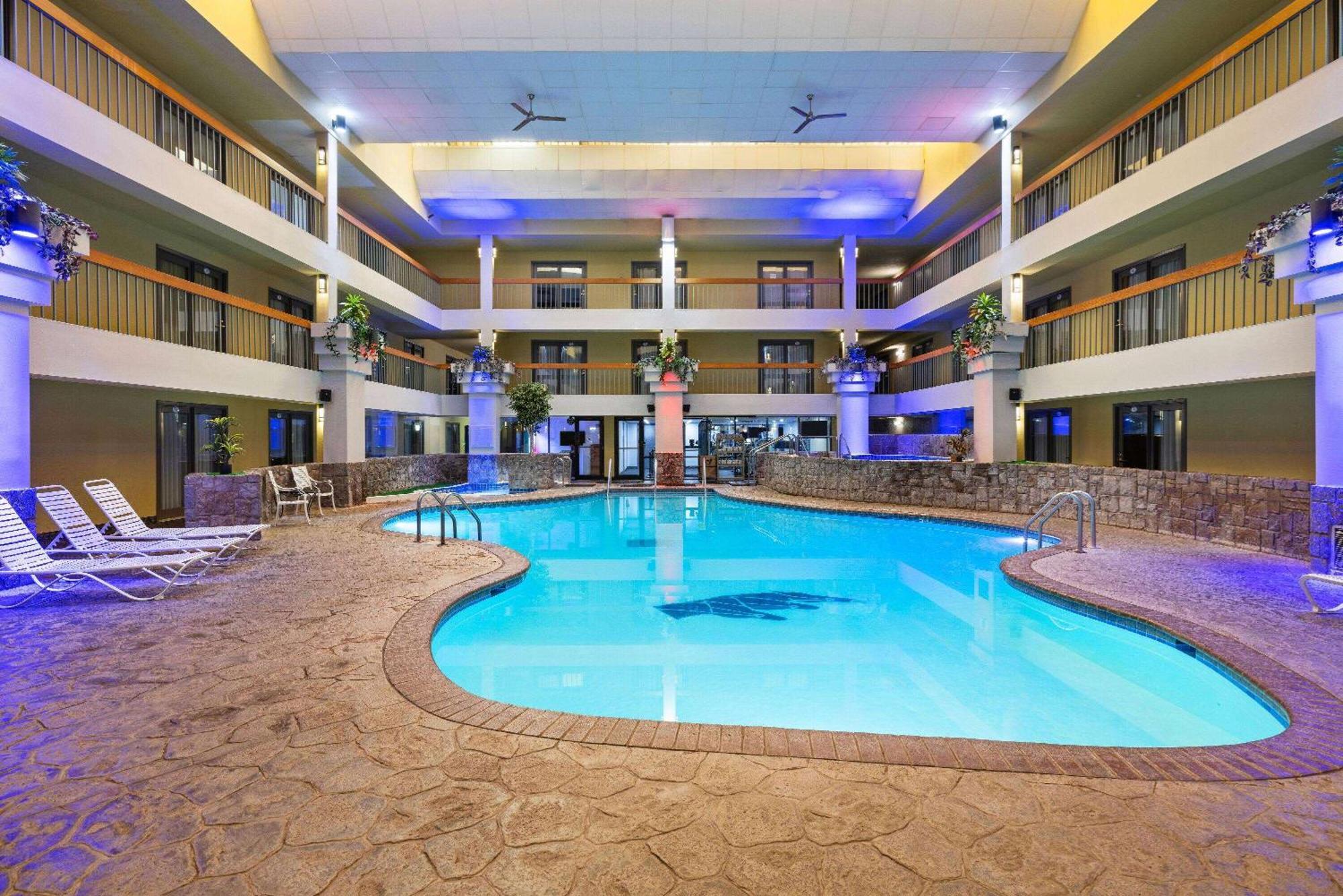 מלון Baymont By Wyndham שאקופי מראה חיצוני תמונה